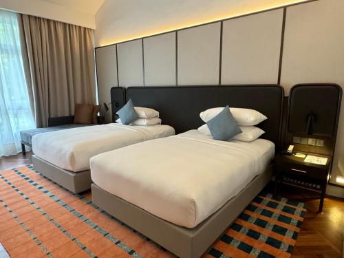 Premier Twin Room