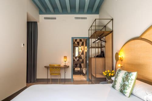 Superior Double or Twin Room with City View