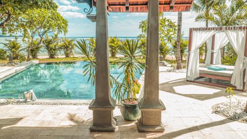 Presidential Beachfront Pool Villa - 2 Bedroom