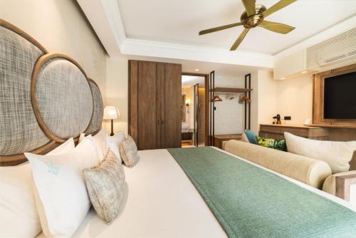 Family Beachfront Pool Villa - 2 Bedroom