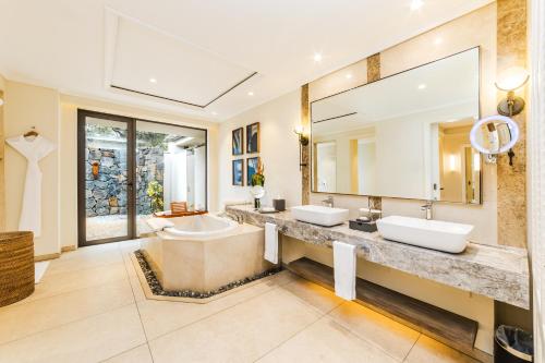 Family Pool Villa - 2 bedroom