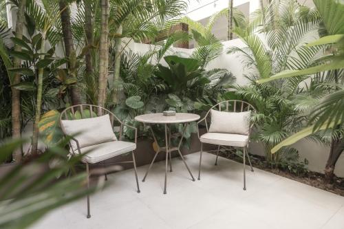 Deluxe Room Patio