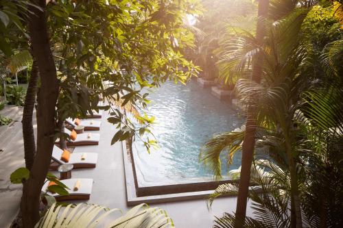Deluxe Room - Pool View