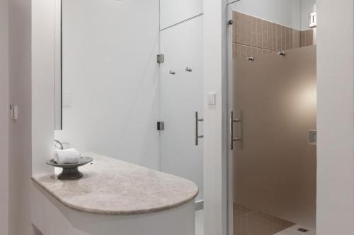 Deluxe Room - Pool View
