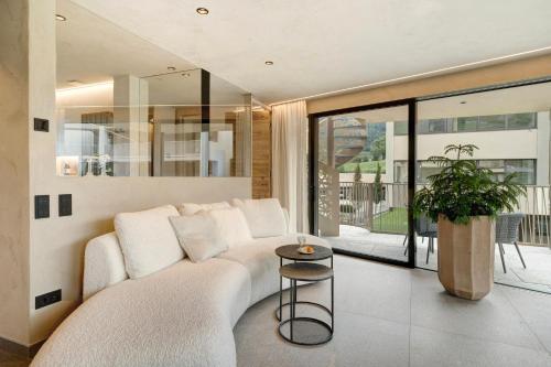 Studio with Spa Bath
