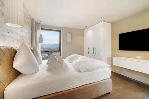 Studio with Spa Bath