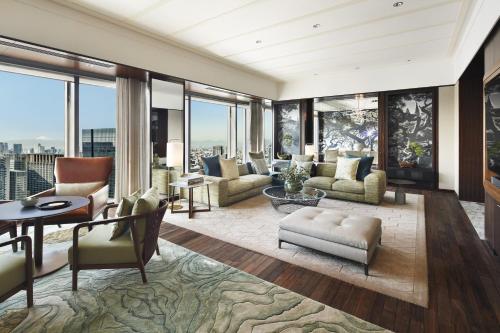 Presidential Suite
