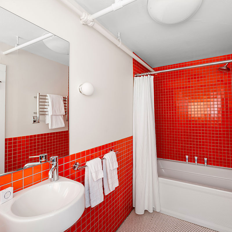 Maidstone Queen Suite