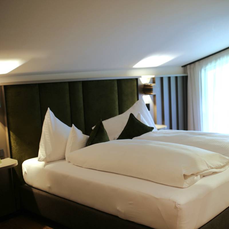 Arpuria Attic Room