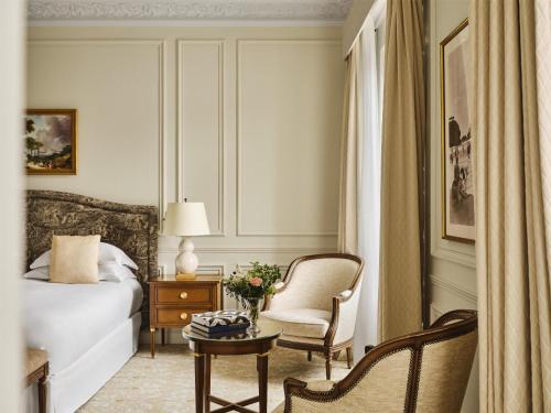 Junior Suite with Beach View