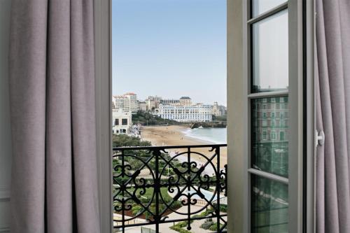 Junior Suite with Beach View