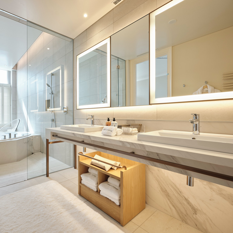 Suite Room