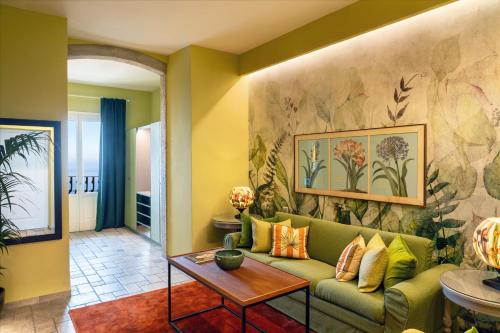 Miramare Suite