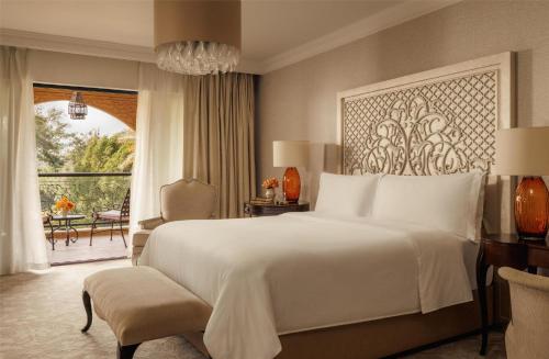 Arabian Court Garden Executive Suite - includes Waterpark Access