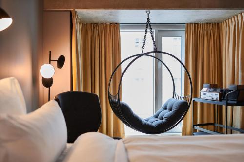 In-Tune Hanging Chair Room