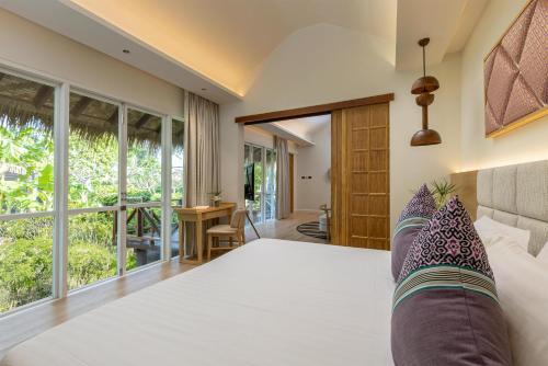 Family Beachfront Villa