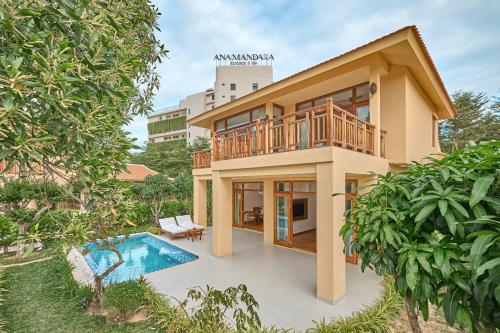 Lagoon One Bedroom Pool Villa with Twin Beds