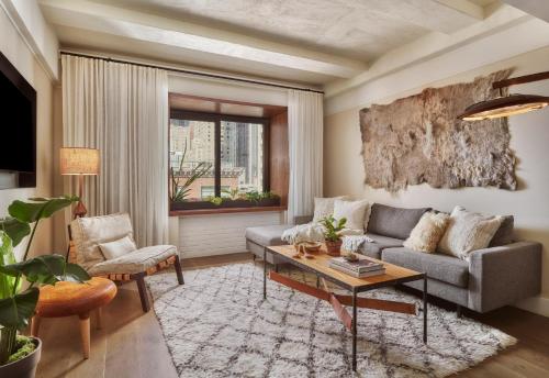 Suite with City View