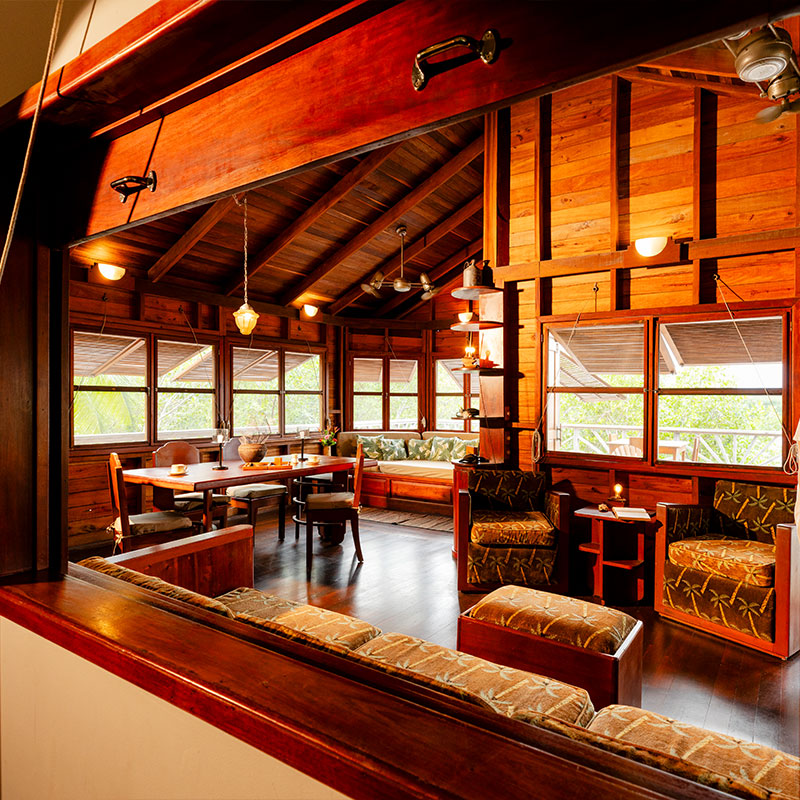 Roman's Lagoon Bungalow 