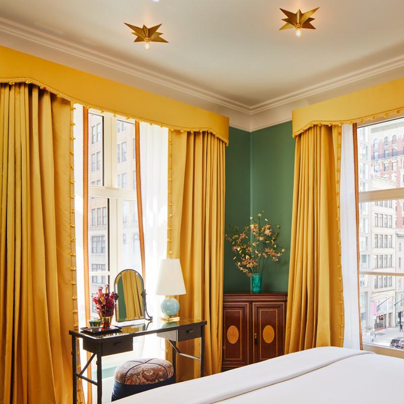 Fifth Avenue Suite (ADA)