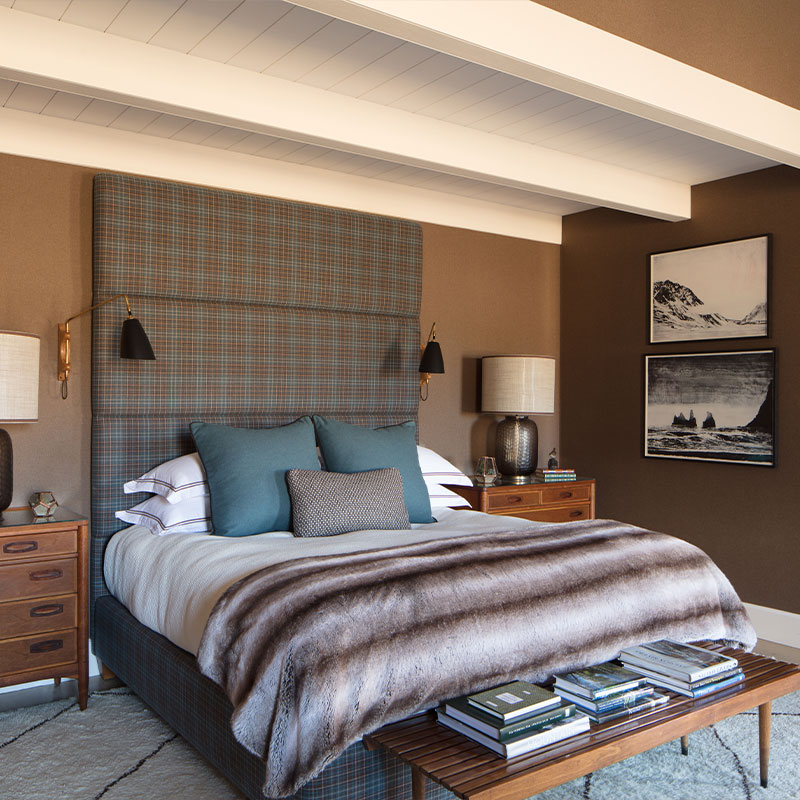 Grettir - King Bed w 2 Twin Beds