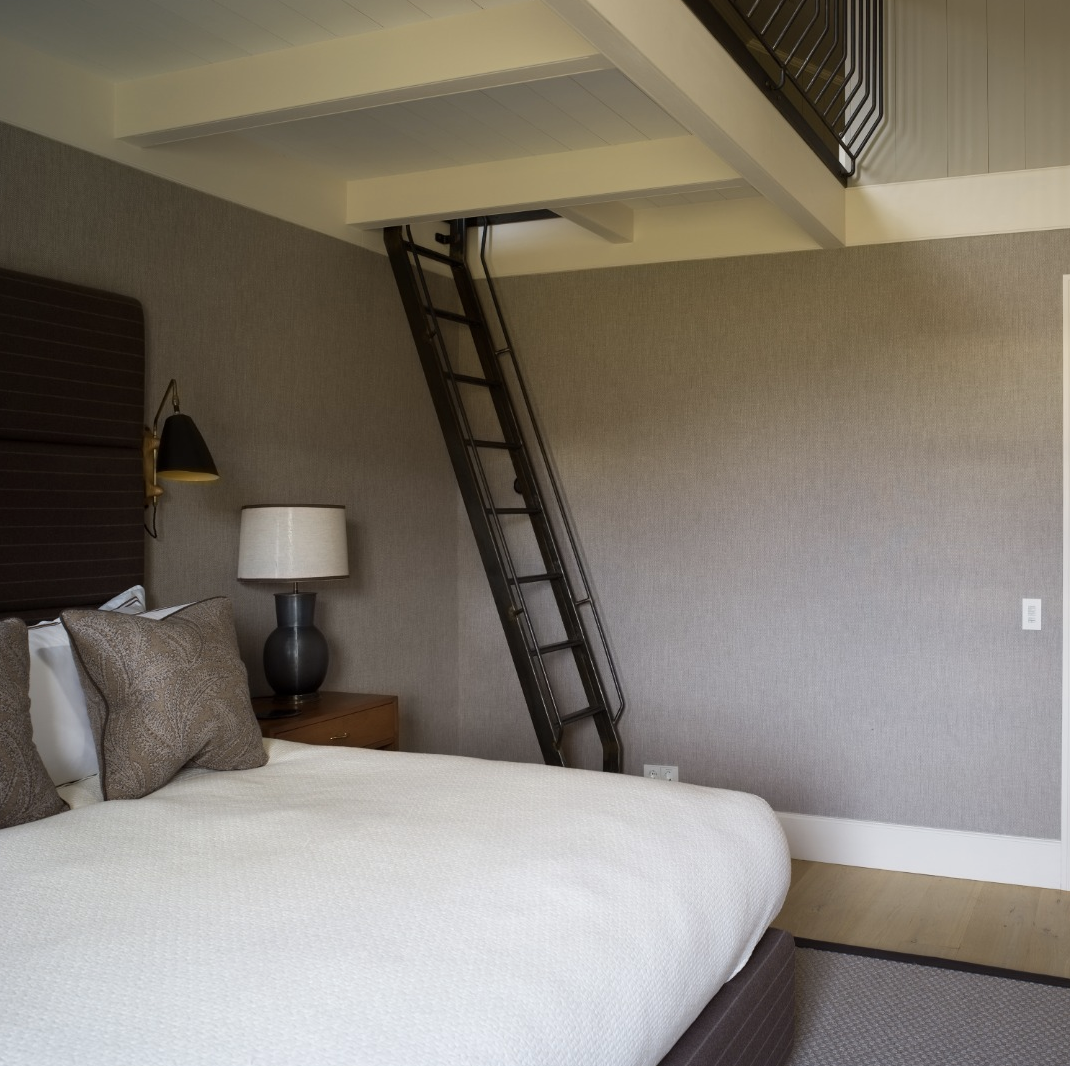Skađi - King Bed with Lofted Double Bed