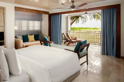 Le Morne Beach Access