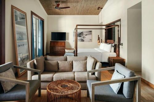 Manor House Spa Suite