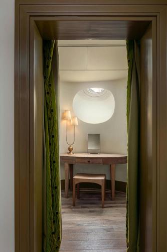 Moser Suite