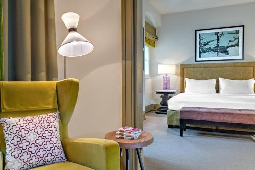 Junior Suite St Thomas Church View