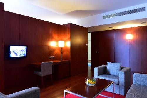Standard Suite