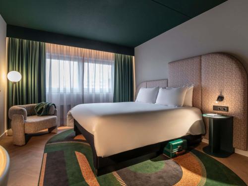 TRIBE Essential Twin Room - Mobility Access