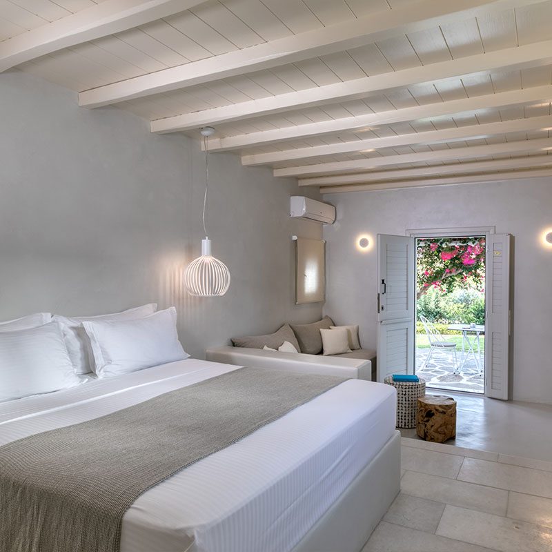 Cycladic Triple Room 