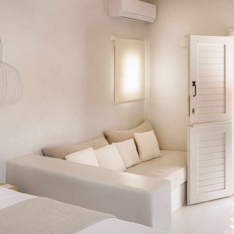 Cycladic Triple Room 