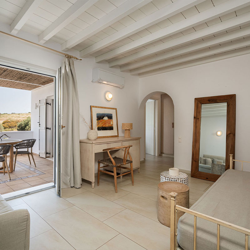 Superior family suite sea view & Pool