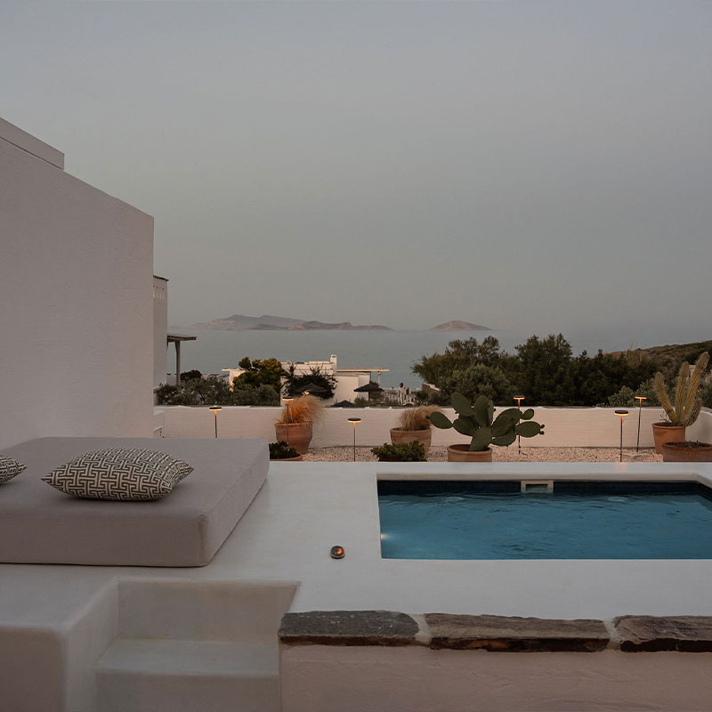 Superior family suite sea view & Pool