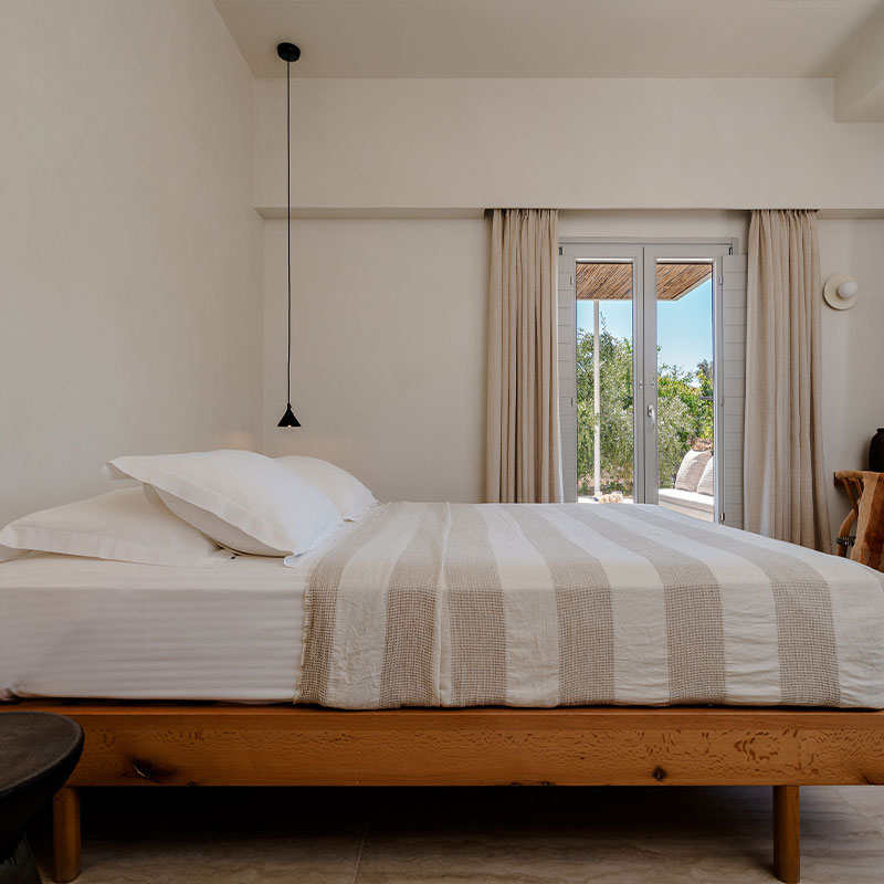 The Ostria Inn House with pool