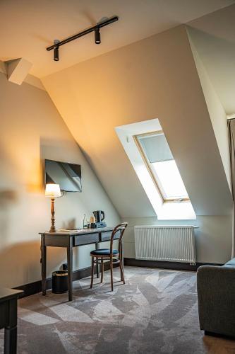 Economy Single Room