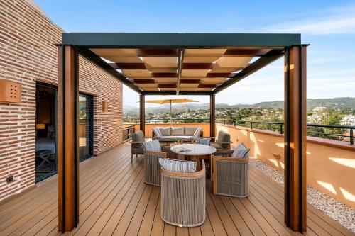 Duplex Suite