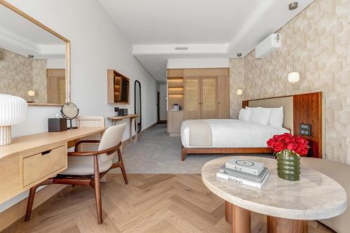 Superior Double Room with Mountain View