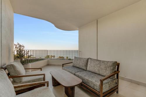 Deluxe Sea Facing Rooms