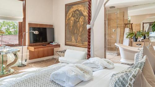 Suite with Private Balcony