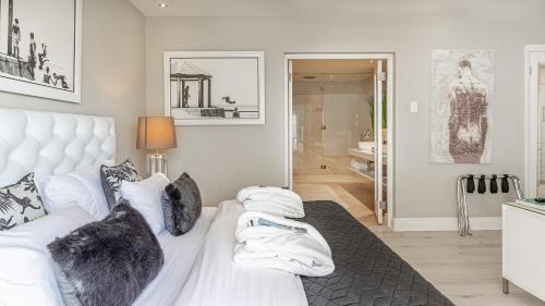 Suite with Private Balcony