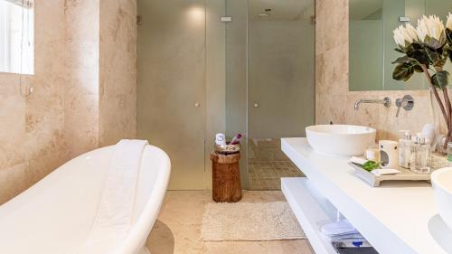 Penthouse Suite with Sea View