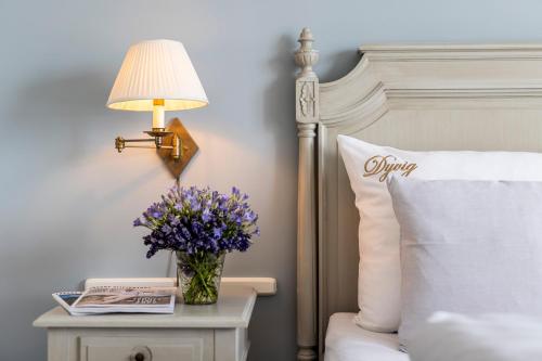 Deluxe Double Room with Balcony and Sea View
