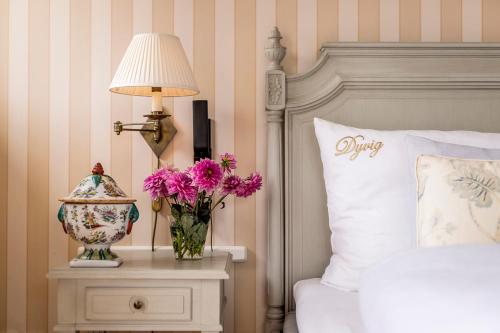 King Suite with Sea View