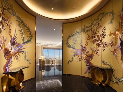 Shanghai Suite