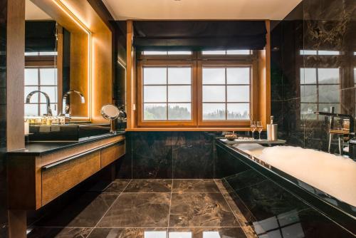 Exclusive with a bath