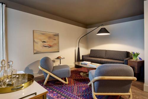 King Suite