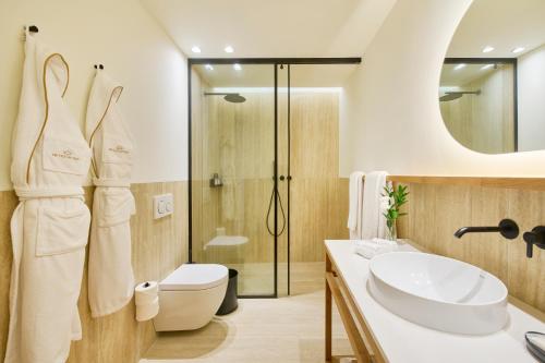 Classic Double Room with Garden View